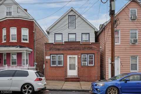 729 Cortlandt St, Perth Amboy, NJ 08861