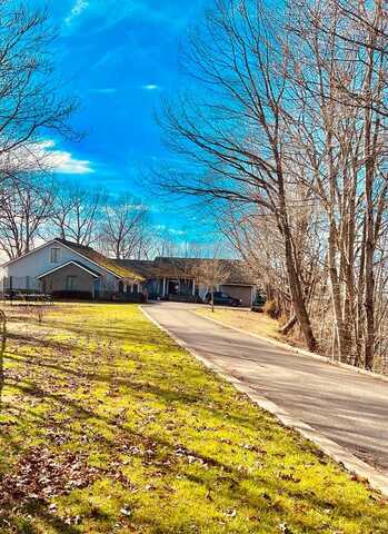 205 Rock Ridge, Hazard, KY 41701