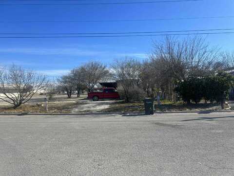 701 E 17th, Del Rio, TX 78840