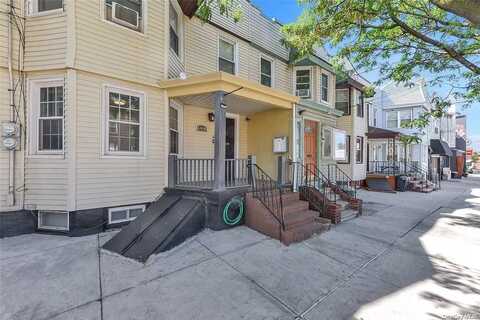 64-08 Metropolitan Avenue, Middle Village, NY 11379