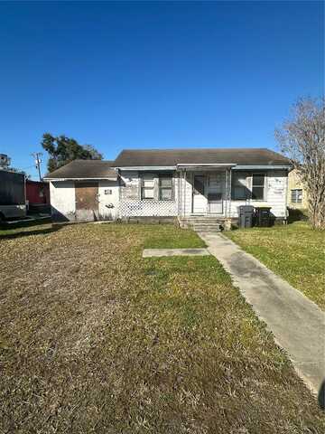 810 N COMBEE ROAD, LAKELAND, FL 33801