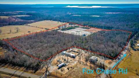75 Fox Chase Rd., Greers Ferry, AR 72067