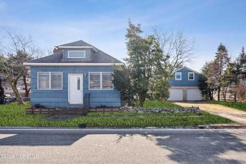 532 E Bayview Avenue, Ocean Gate, NJ 08740