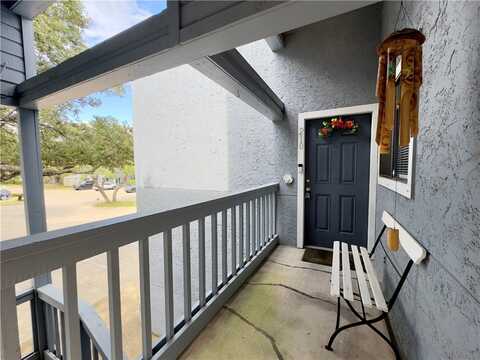 209 Forest Hills, Rockport, TX 78382