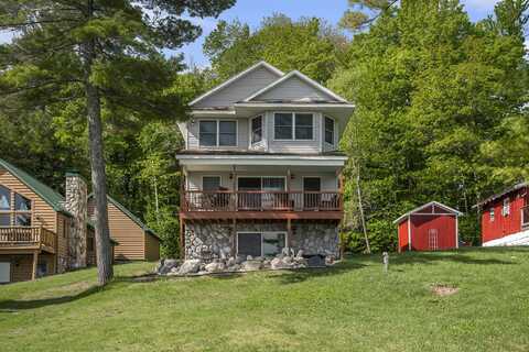 1313 Renos Resort Drive, Indian River, MI 49749