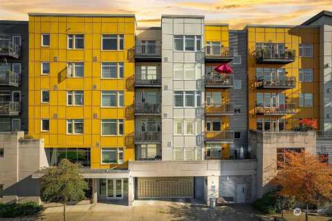 6Th, BURIEN, WA 98166