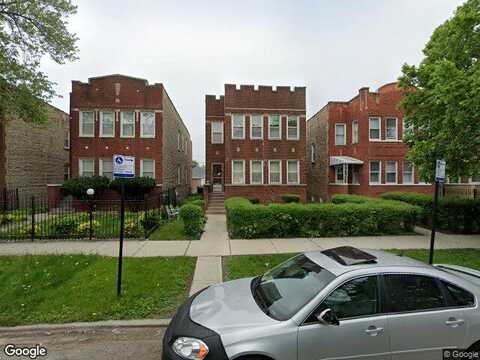 N Meade Avenue, Chicago, IL 60639