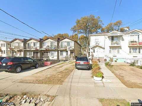 Hollis Avenue, Queens Village, NY 11429