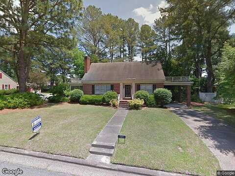 Pembroke Avenue, Ahoskie, NC 27910