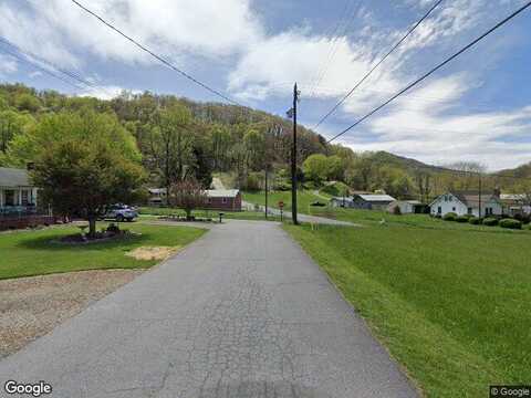 Bright St, WAYNESVILLE, NC 28786