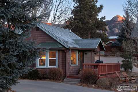 220 Virginia Dr, Estes Park, CO 80517