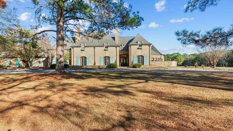 56 Lakeshore Dr., Laurel, MS 39443