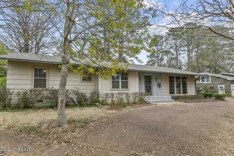 4006 Old Canton Lane, Jackson, MS 39206