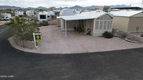 41 N Sage Brush Rd, Quartzsite, AZ 85346