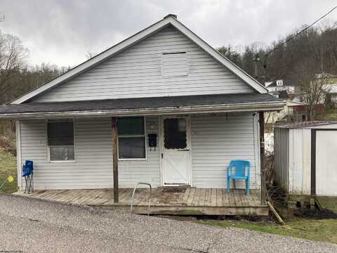 132 Wood Street, West Union, WV 26456