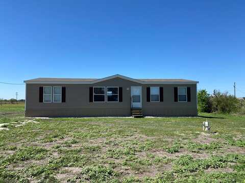 215 Harrison Road, Beeville, TX 78102