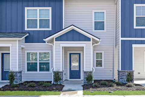 101 Palmeiro Dr, Lagrange, GA 30241