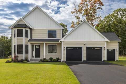 5 Casper Circle, Mashpee, MA 02649