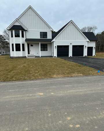 5 Casper Circle, Mashpee, MA 02649