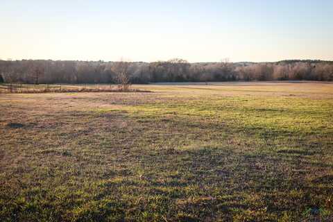 Tract 3 E CR 2212, Tatum, TX 75691