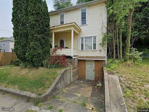 8Th Ave, NEW BRIGHTON, PA 15066