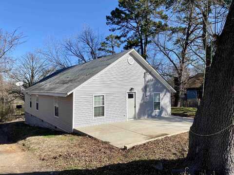 1522 W Cherry St, Clarksville, AR 72830