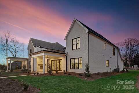 8163 Fairview Road, Charlotte, NC 28226