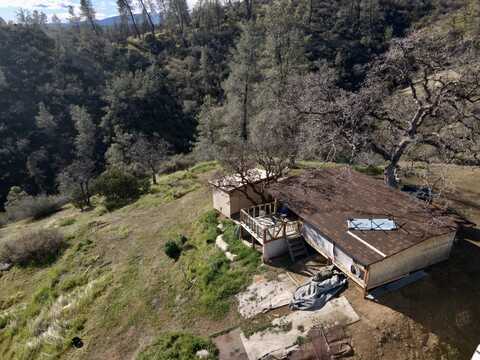 2004 Yolla Bolly Road, Igo, CA 96047