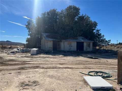 15707 Crouch Road, Helendale, CA 92342