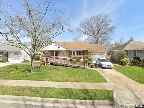 1497 Carroll Street, Wantagh, NY 11793