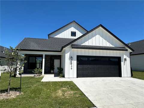 18179 Iltis Lane, Clive, IA 50325