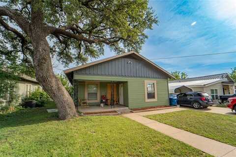 805 E Williams Street, Breckenridge, TX 76424