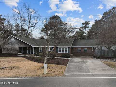 1006 Burnside Road, Manteo, NC 27954