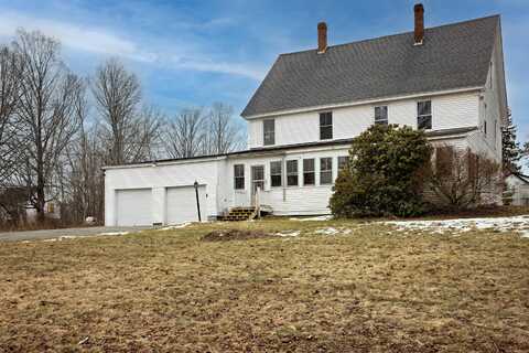 84 School Street, Waldoboro, ME 04572