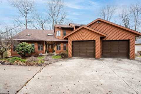 671 Poplar Woods Drive, Morgantown, WV 26505