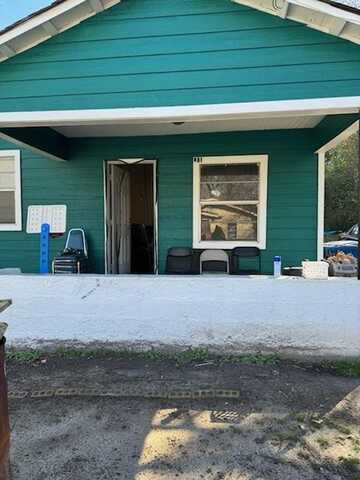 221 Cypress Ave., Hattiesburg, MS 39401