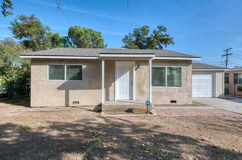 2485 Page Avenue S, Fresno, CA 93725