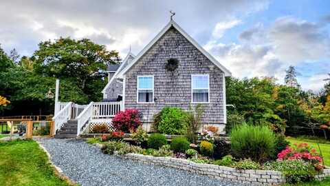 663 Reach Rd Road, Deer Isle, ME 04627