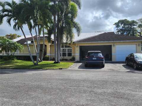 640 SW 101st Ave, Plantation, FL 33324