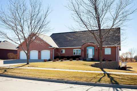 1528 Hancock Drive, Boone, IA 50036