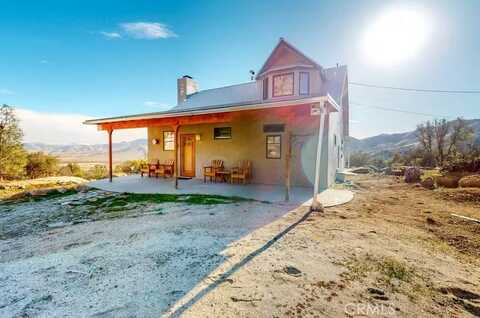 9766 Glacier Gulch Road, Weldon, CA 93283