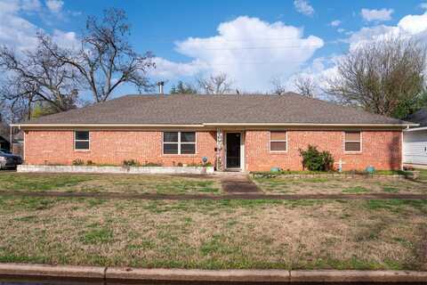 728 N Pine Street, Pauls Valley, OK 73075