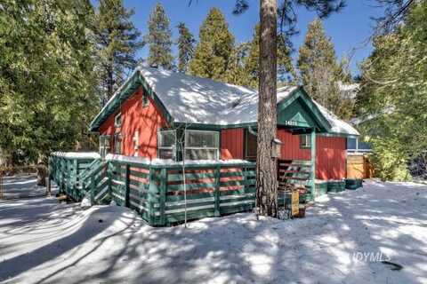 54250 Strawberry Valley DR, Idyllwild, CA 92549