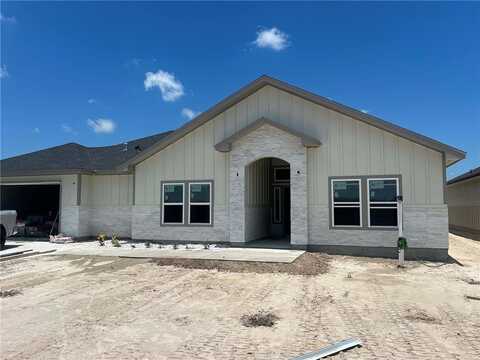102 Traditions Drive, Rockport, TX 78382
