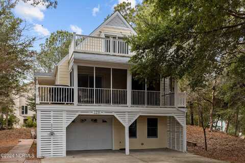 129 Pinewood Place, Emerald Isle, NC 28594