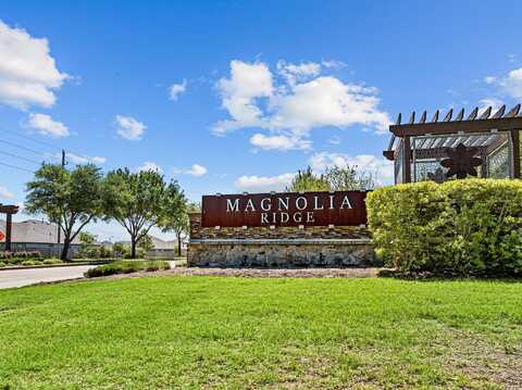 901 Gentle Moss Drive, Magnolia, TX 77354