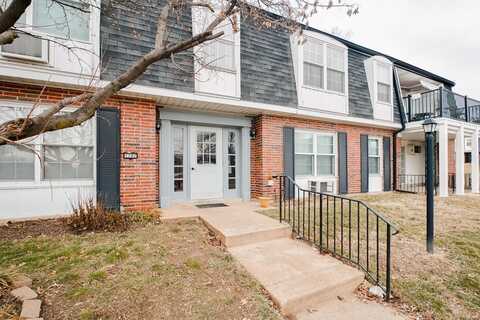 1707 Mayenne Court Court, Saint Louis, MO 63125