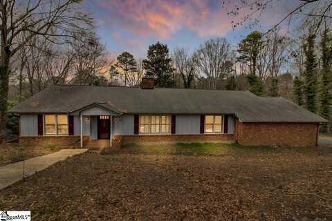 290 Hollis Drive, Spartanburg, SC 29307