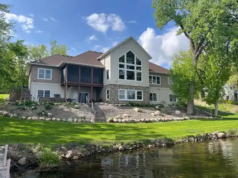 Lake, SAINT CLOUD, MN 56301