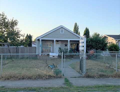 11Th, CHEHALIS, WA 98532